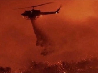 İzmir'de orman yangınına müdahale eden helikopter baraja düştü!