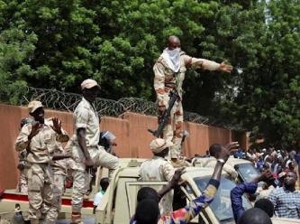Nijer Fransa'ya hava sahasını kapattı, Fransa askerlerini ve büyükelçisini çekiyor