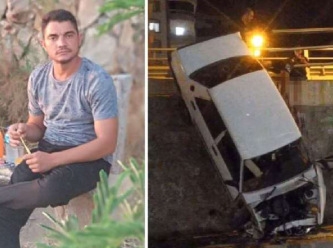 Otomobilden fırlayan sürücü demir bariyere saplandı