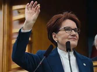 Meral Akşener kürsüden Hakan Fidan'ı işaret etti