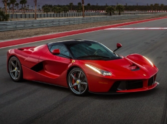 Ferrari de kriptoya ‘evet’ dedi
