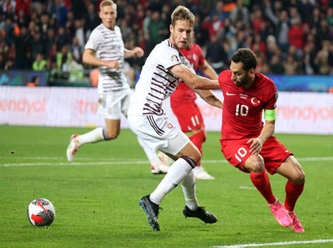 Türkiye Letonya’yı farklı yendi: Almanya biletini aldı