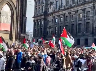 Hollanda’da 300 bürokrat, hükümetin İsrail’e koşulsuz desteğini protesto etti