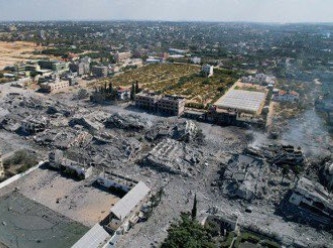 İsrail hava saldırıları yüzünden Gazze’de bir mahalle yok oldu