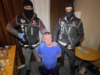 İnterpol’ün kırmızı bültenle aradığı uyuşturucu kaçakçısı Fatih’te yakalandı