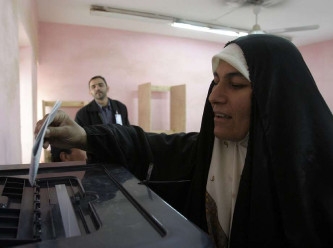 Irak'ta 10 yıl aradan sonra bölgesel seçimler yapıldı