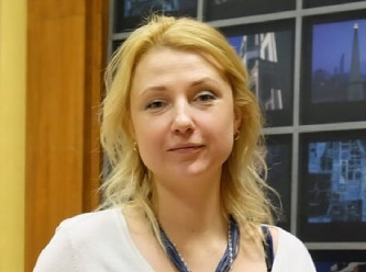 Rus tipi demokrasi: Putin'in rakibesine seçim engeli