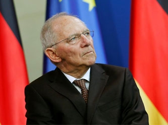 Almanya'nın deneyimli siyasetçisi Schäuble hayatını kaybetti