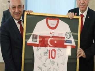 Erdoğan iptal edilen Süper Kupa’da faturayı TFF’ye kesti: Büyükekşi’nin istifasını istedi