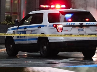 ABD'de korku dolu anlar: Benzin bidonu yüklü araç kalabalığın arasına daldı!