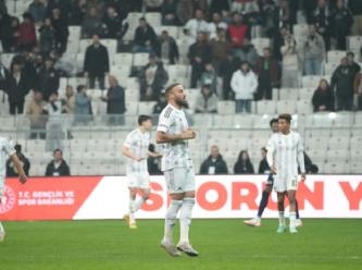 Beşiktaş evinde Kasımpaşa'ya yenildi, Nuno Da Costa şov yaptı