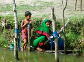 Bangladeş'teki suların yarısı arsenikle zehirlenmiş durumda