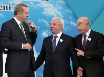 Erdoğan 'liderliğindeki' Türkiye yolsuzluk liginde zirveye koşuyor