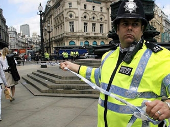 Londra'da kimyasal saldırı: Çok sayıda yaralı var