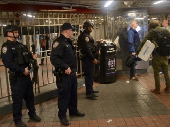 New York Metrosu’nda askerler nöbet tutacak