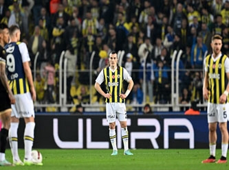 Fenerbahçe'de iki kaptan saha ortasında tartıştı