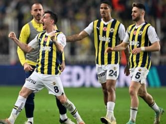 Fenerbahçe son dakikalarda farka koştu