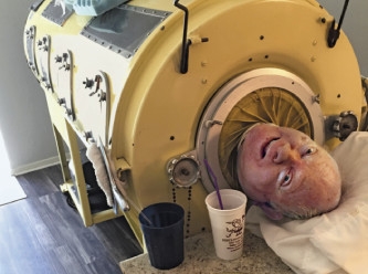 70 yıl 'demir akciğerde' yaşayan Paul hayatını kaybetti