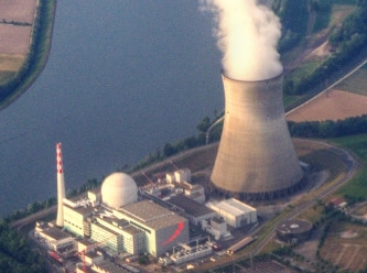 Dünya nükleer enerjiye geri dönüyor