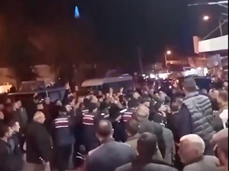 Büyük kavga: AKP’liler AKP’lileri mahalleye sokmadı!
