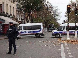 Fransa'da bıçaklı saldırı: Yoldan geçenleri hedef aldı, 1 ölü ve 1 ağır yaralı