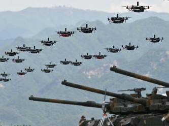 Amerika ve Çin arasındaki 'Yapay zekalı dron sürüsü rekabeti'