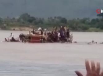 Orta Afrika Cumhuriyeti'nde tekne battı: Çok sayıda ölü var