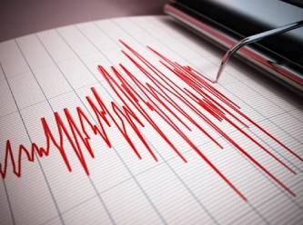 AFAD duyurdu: Van yakınlarında 4,4 büyüklüğünde deprem!