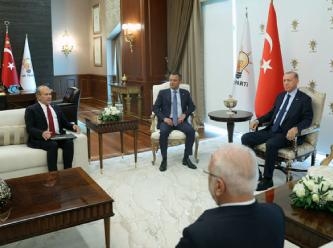 Özgür Özel açıkladı: Namık Tan, Erdoğan'la görüşmede neden yer aldı?