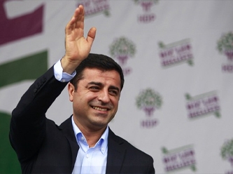 Demirtaş'tan Kobani açıklaması: 'Kimse merak etmesin boynumuz bükülmez'