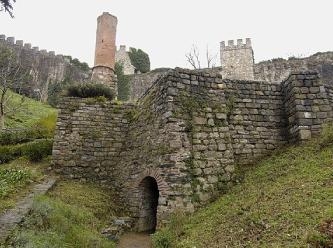 İstanbul'un gizli tünel efsanesi gerçek oldu: Rumeli Hisarı’nda gizli geçit bulundu