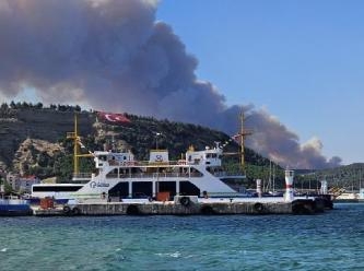 Boğaz trafiği askıya alındı, bir köy boşaltıldı: Çanakkale'deki yangın sürüyor!