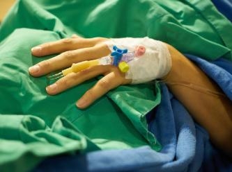 Hastanede korkunç olay! Serumları musluk suyuyla değiştirdi: Çok sayıda hasta öldü