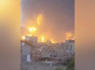 İsrail Yemen'i vurdu: Patlamalar oldu, büyük yangın çıktı