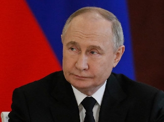 Putin'den çarpıcı açıklama: 'Çok kutuplu dünya düzeni inşa etmeye hazırız'