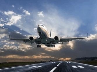Bomba ihbarı yapılan Almanya uçağı Erzurum'a acil iniş yaptı