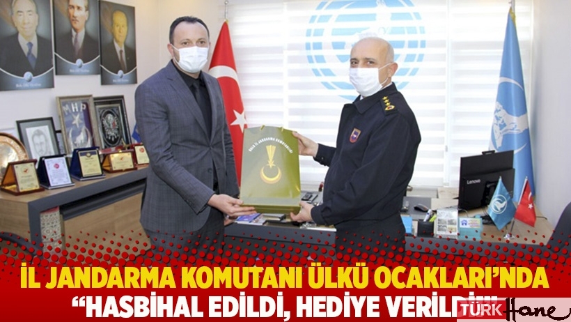 İl Jandarma Komutanı Ülkü Ocakları'nda: Hasbihal edildi, hediye verildi!