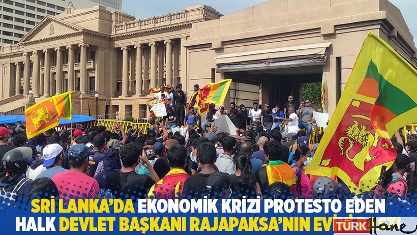 Sri Lanka’da ekonomik krizi protesto eden halk Devlet Başkanı Rajapaksa’nın evini bastı