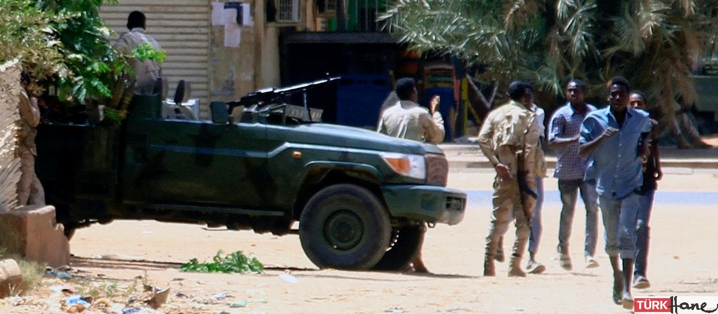 Sudan’daki çatışmalarda yaklaşık 100 sivil öldü