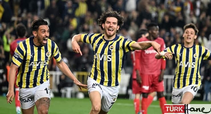 Ziraat Türkiye Kupası’nın ilk finalisti Fenerbahçe