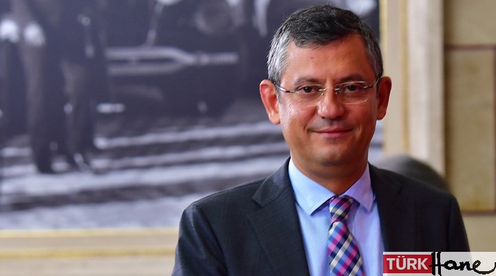 Özgür Özel, CHP genel başkanlığına göz kırptı