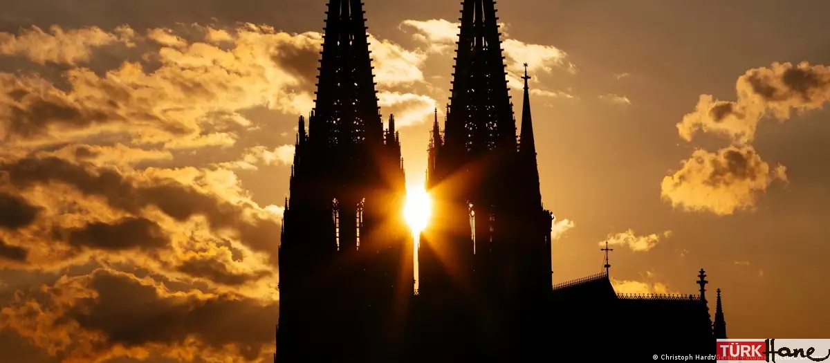 Almanya Katolik Kilisesi yarım milyon üye kaybetti