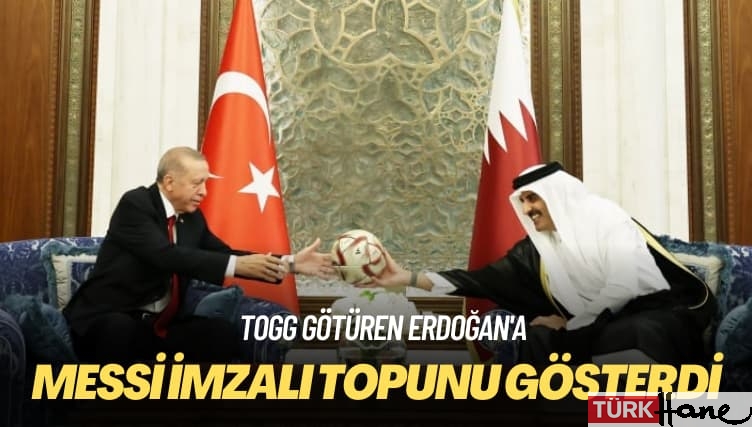 TOGG götüren Erdoğan’a: Messi imzalı topunu gösterdi