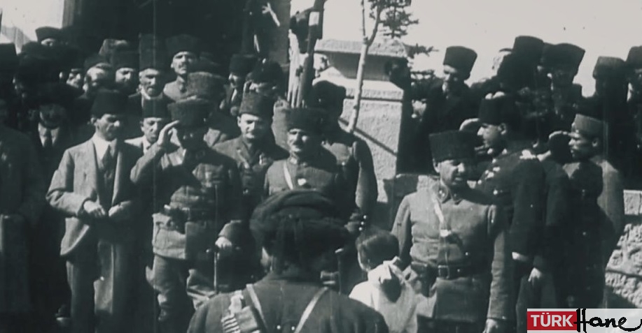 Atatürk’ün Büyük Zafer sonrası görüntüleri paylaşıldı
