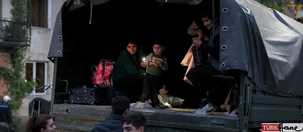 Ermenilerin yarıdan fazlası Dağlık Karabağ’ı terk etti