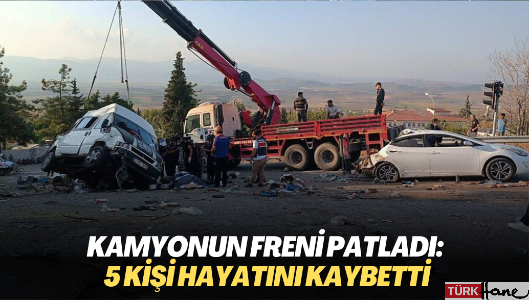 Kamyonun freni patladı: 5 kişi hayatını kaybetti