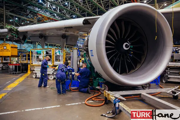 CEO istifa edince Boeing hisseleri yükseldi