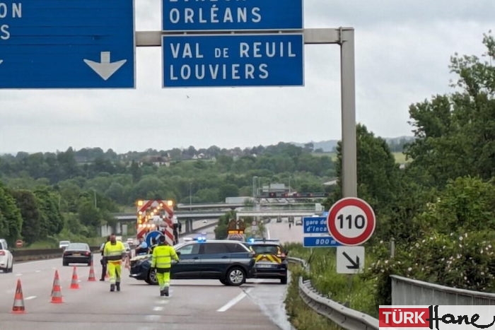 Cezaevi aracına silahlı saldırı; 2 görevli öldü, 3‘ü ağır yaralandı