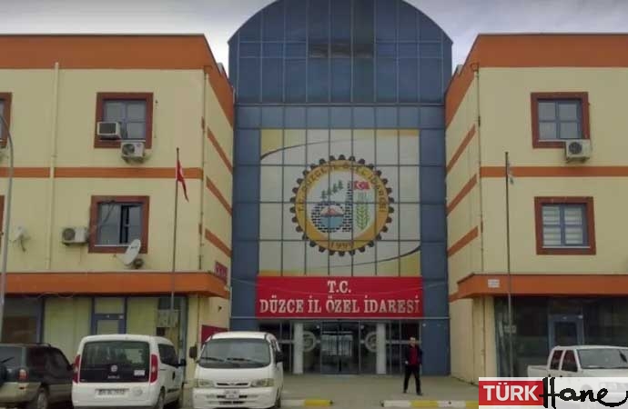 Kadınlar tuvaletinde gizlice fotoğraf çeken polis açığa alındı