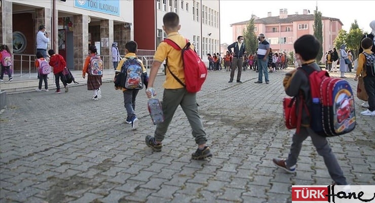 İstanbul’da okul saatleri ilk gün için değişti